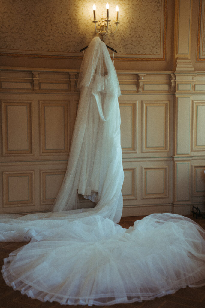 luxuriöses Hochzeitskleid im Schloss Etelsen